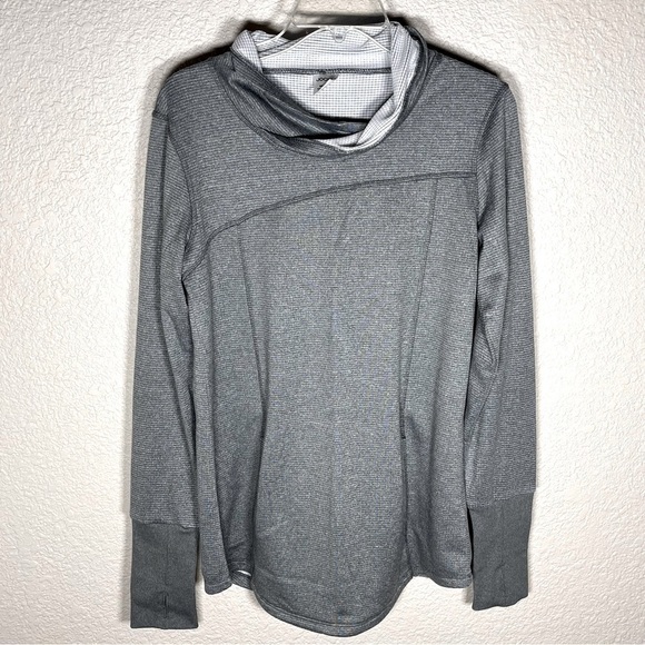 Jockey Tops - 🔥🔥Jockey long sleeve pullover kangaroo pocket top women’s size M